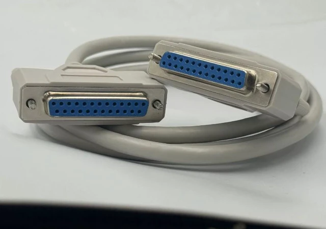 Main image of DB25 male-to-male connector cable, 25-pin, 25P terminal block matching extension serial cable, shielded (1.5m).