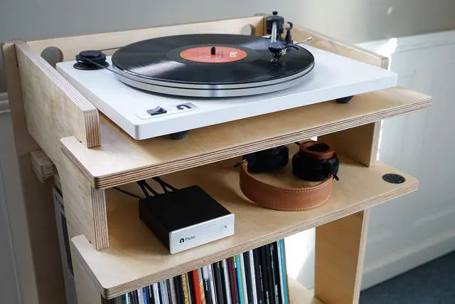 Alt view image 6 of 6 - Pluto 2 Phono Preamp (Natural Aluminum)
