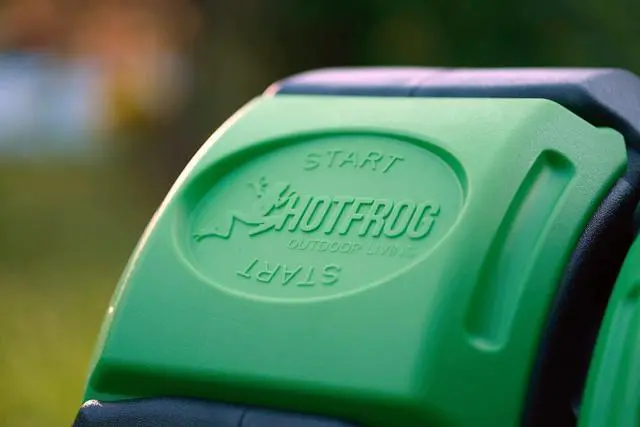 Alt view image 6 of 6 - HOTFROG 37-Gallon Dual-Chamber Tumbling Composter, Black/Green (HF-DBC4000) - UV-Inhibited, BPA-Free, Compost Bin for Garden, Easy-Turn Barrel with Aeration Vents