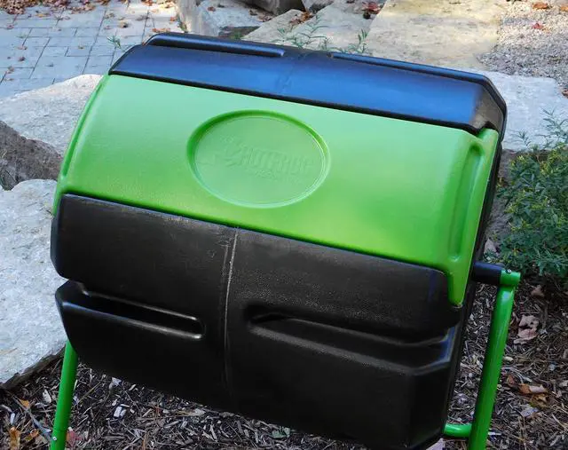 Alt view image 5 of 6 - HOTFROG Roto Single Chamber Batch Tumbling Composter - Outdoor Rotating Garden Compost Bin (HF-RM4000) Black & Green (37-Gallon)