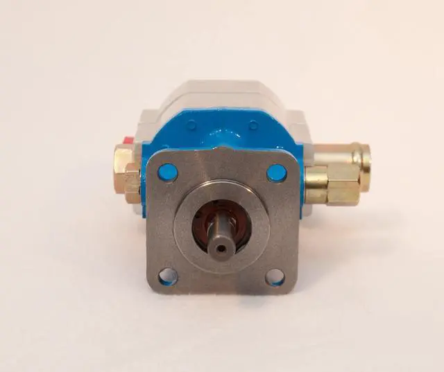 Alt view image 4 of 6 - 11 GPM Hydraulic Log Splitter Pump