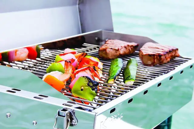 Alt view image 4 of 5 - 58130 Stow N' Go 160 Gas Grill