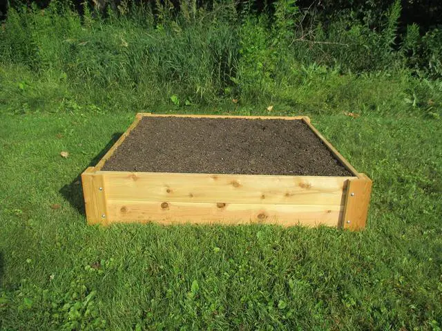 Alt view image 5 of 5 - Premium Cedar Raised Garden Bed - 1" Thick Wood (4' x 4' x 11" H)