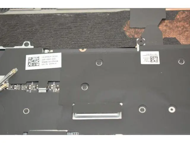 Alt view image 2 of 7 - 00P3H1 0P3H1 Palmrest Upper Case US RGB Keyboard for Alienware M15 R5 R6