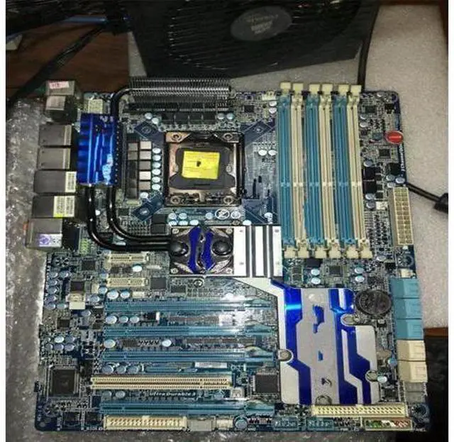 Main image of 1366 pins X58 main board X58A-UD7 USB3.0 SATA3 super 24 phase power supply, water cooling