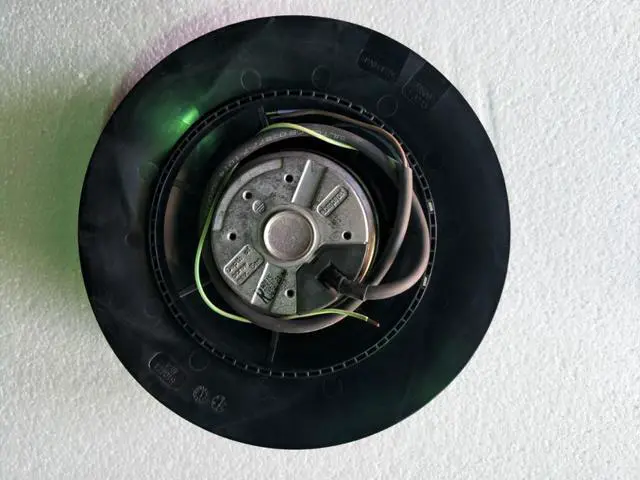 Alt view image 2 of 3 - Ebm-papst R2E225 Series Centrifugal Centrifugal Fan R2E225-RA92-23/R2E225-RA92-48, 230 V AC 1195m3/h 225 diameter 99mm