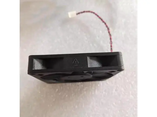 Alt view image 4 of 4 - DC24V 0.15A AD0824HB-D90 8015 8cm 2-wire inverter cooling fan