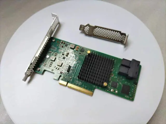 Alt view image 6 of 6 - SAS 9311-8I 8 Port Internal SAS 12Gb/s PCIe 3.0 x8 Host Bus Adapter