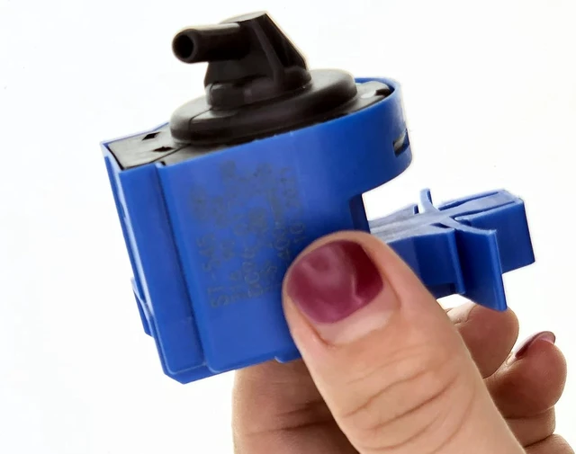 Alt view image 2 of 7 - DC96-01703G Washer Pressure Sensor,Water-Level Pressure Switch Compatible with Samsung Washer EAP4217083 AP5623035 PS4217083 3997569 WF42H5400AF WF42H5200AP/A2-01etc.