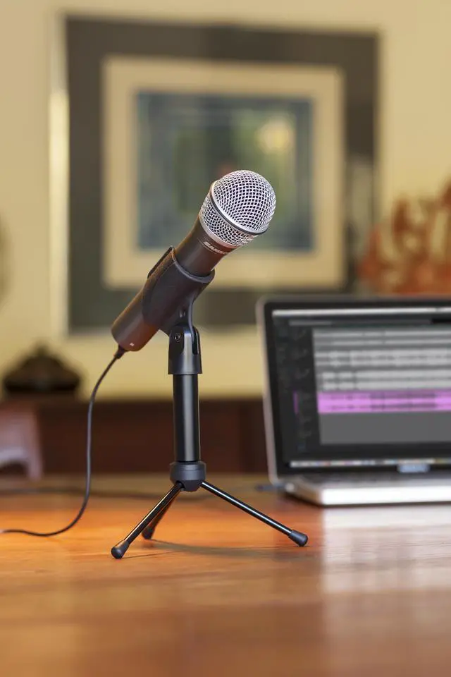 Alt view image 5 of 7 - Q2U Dynamic USB-C/XLR Microphone