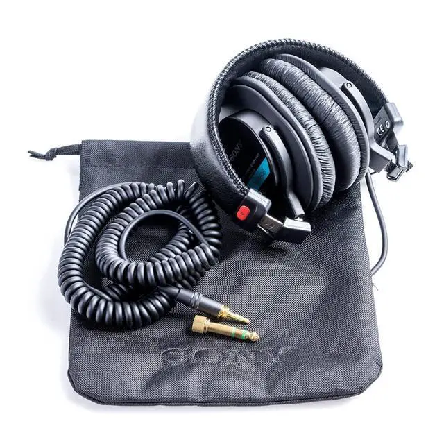 Alt view image 6 of 7 - MDR7506 Folding Professional Closed Ear Headphones W/Nylon Braided Cable W/Nylon Braided Cable
