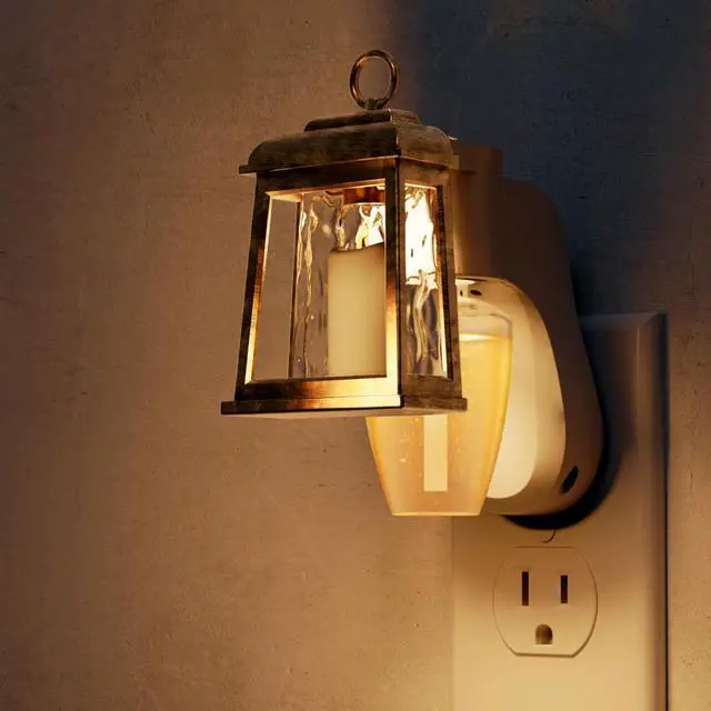 Main image of LED Wall Fragrance Plug in with Candle Night Light Compatible with Bath and Body Works Fragrance, Wall Plug Essential Oil Diffuser with Nightlight for Hallway, Bathroom (1 Pack)