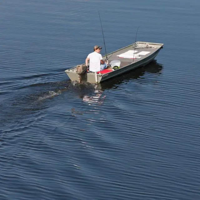 Alt view image 5 of 5 - Super Saver Live Well Bait System & Aerator Kit