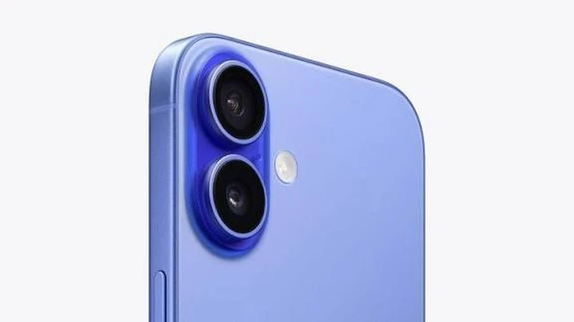 Alt view image 3 of 3 - Apple iPhone 16 128GB - Ultramarine - MINT 10/10! (T-MOBILE ONLY)