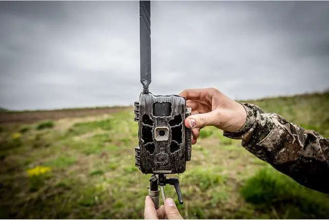 Alt view image 2 of 6 - Deceptor No Glo Outdoor Hunting Cellular Trail Camera 80ft Detection & IR Range 40MP Photo 1440P HD Video Capture with FieldMax Lithium Rechargeable Battery Cartridge - Dual Network