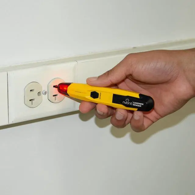 Alt view image 4 of 6 - Instruments VD6508 Detector with Flashlight,cETLus Listed Lifetime, Warranty, 1, 5 Clams/Master Non-Contact Voltage Tester, Yellow