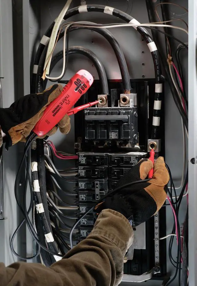 Alt view image 4 of 4 - GVT-392 Vibrating Solenoid Voltage Tester, 120 - 480 V AC/DC and DC Polarity, Neon