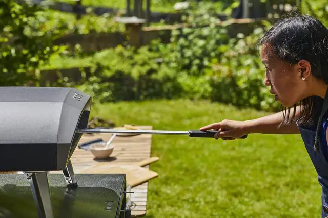 Alt view image 6 of 7 - Pizza Turning Peel - 7 Inch Aluminum Perforated Pizza Peel, Lightweight Metal Pizza Turner with Long Handle, Pizza Tools, Pizza Oven Accessories