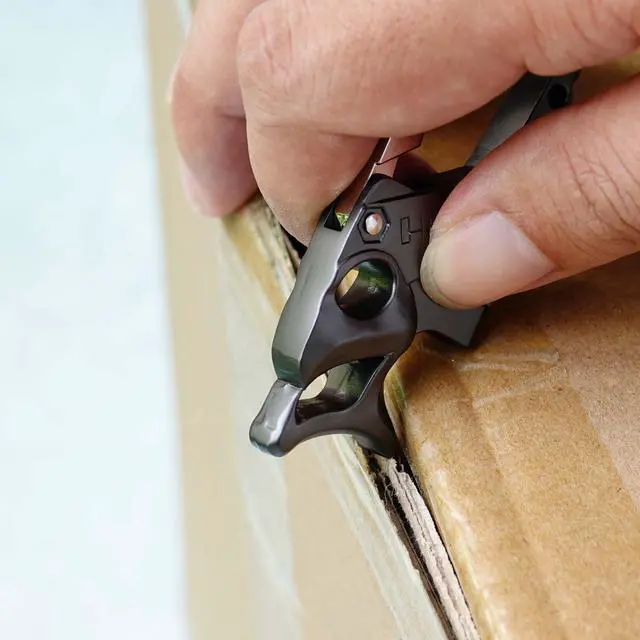 Alt view image 5 of 6 - Heavy Duty Key Chain Bottle Opener,Carabiner Car Key Chains for Men and Women(Black