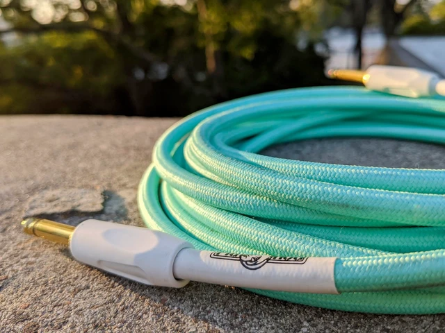 Alt view image 2 of 3 - Pig Hog PCH20SG 1/4" to 1/4" Seafoam Green Guitar Instrument Cable, 20 Feet