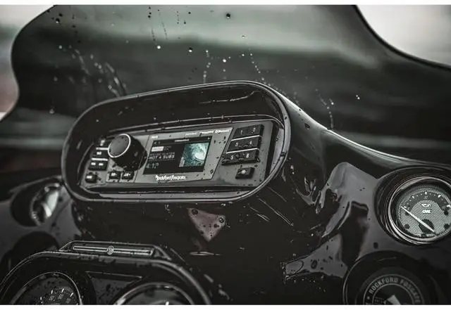 Alt view image 4 of 5 - Rockford Fosgate PMX-HD9813 Direct Fit Digital Media Receiver for 1998-2013 Harley Davidson