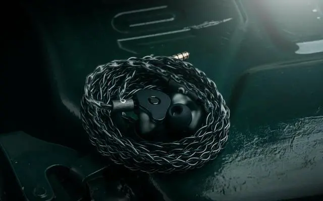 Alt view image 2 of 5 - ORIVETI OD200 - Aluminium Earphone Body, Single Be-Coated Dynamic Driver HiFi IEM, High Fidelity, 2 Kinds of Nozzles, 2Pin Detachable Cable, in-Ear Headphones