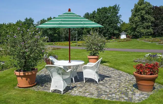 Alt view image 3 of 5 - 9' Round Hardwood Frame Market Umbrella, Stainless Steel Hardware, Push Open