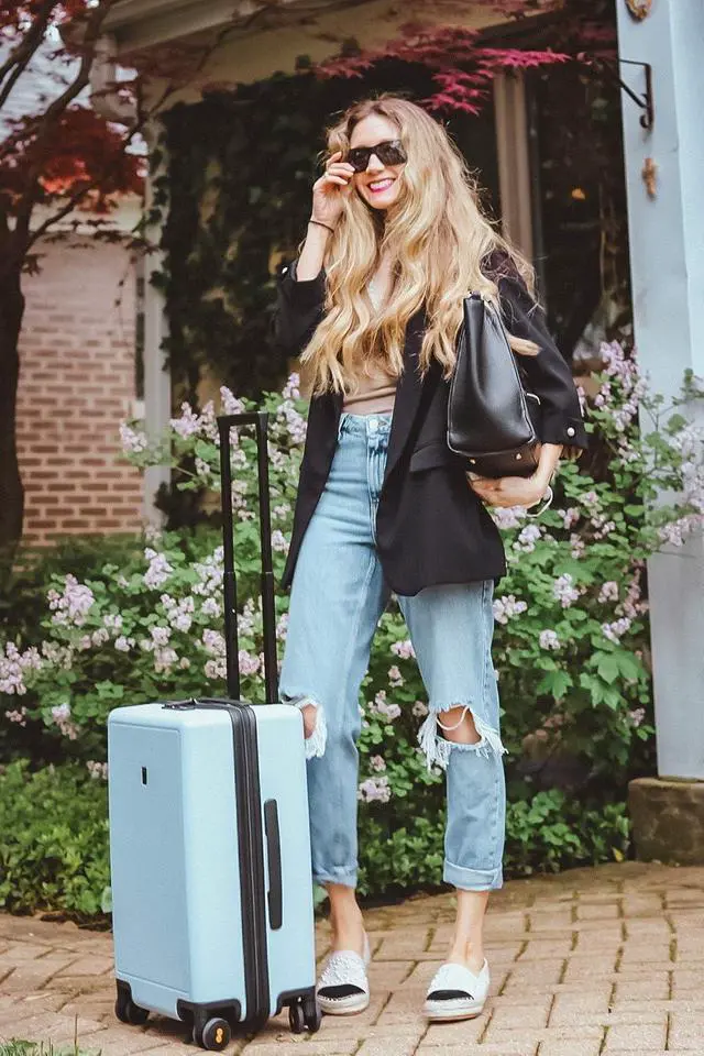 Alt view image 2 of 7 - LEVEL8 Elegance PC Matte Hardshell Luggage Set, 20" Carry-On and 24" Checked Medium Luggage - Light Blue