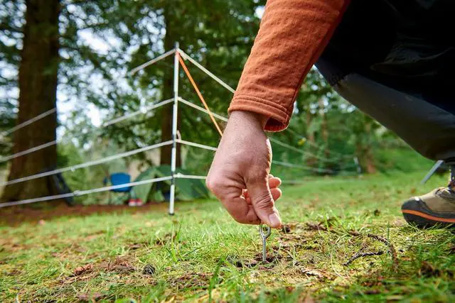 Alt view image 2 of 5 - Gallagher Portable Bear Fence Kit | Electric Fence for Campsites, RVs, Gardens, Beehives, and Trash Protection | Wildlife Deterrent System with Turbo Wire, Posts, and More