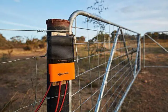 Alt view image 3 of 3 - Gallagher Electric Fence Monitor for iSeries Fence Chargers | Smart Electric Fence Monitoring System