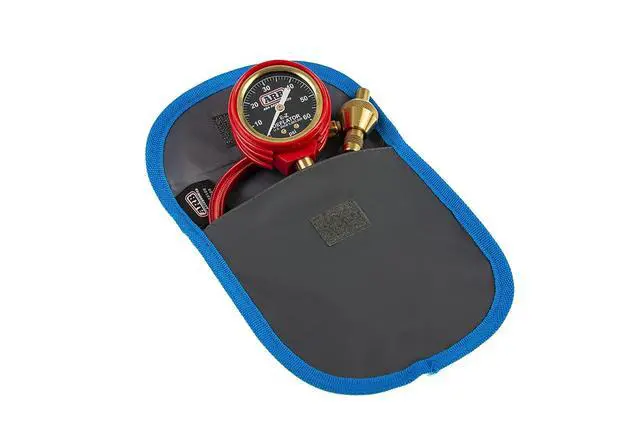 Alt view image 3 of 7 - ARB ARB505 Deflator Kit 10-60 PSI Tire Pressure Gauge Rapid Air Down Offroad Kit With Recovery Gear Pouch (PSI)