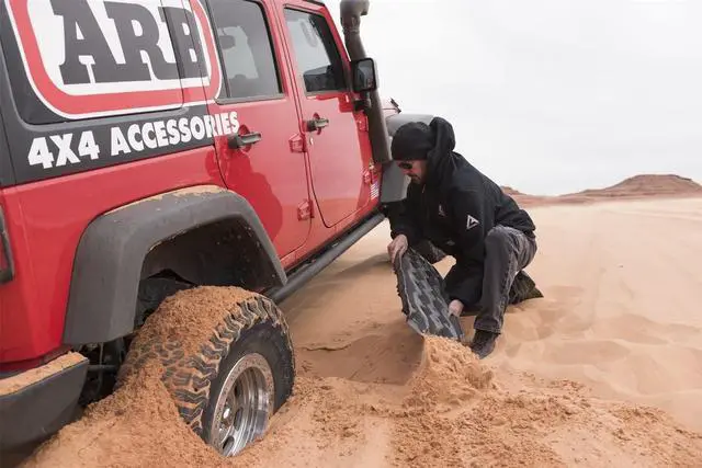 Alt view image 3 of 4 - ARB TRED PRO TREDPROR Recovery Boards Traction Tracks with Teeth EXOTRED Composite Construction SIPE-LOCK Grip Profile Ideal for unstocking your 4x4 vehicle Red / Black