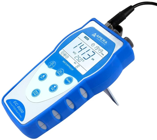 Alt view image 2 of 5 - Premium Series EC8500 Portable Handheld Conductivity Meter Kit