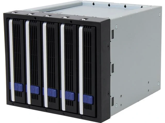 Main image of Icy Dock MB155SP-B | 5x3.5" in 3x5.25" Hot Swap SATA HDD Cage | FatCage