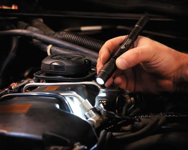 Alt view image 2 of 7 - 66118 Stylus Pro 100-Lumen Penlight with 2 AAA Alkaline Batteries, Black