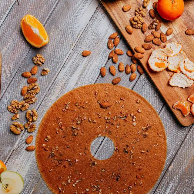 Alt view image 6 of 7 - 2 Edge Fruit Leather Silicone Dehydrator Sheets for Nesco Round Dehydrators Lip Mold Hold Batter Liquid Fruit Roll Up Fruit Leather Circle Reusable Flexible Non Stick Non-Toxic