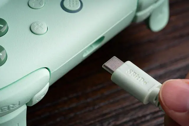 Alt view image 4 of 7 - Ultimate 2C Wired Controller for Windows PC and Android, with 1000Hz Polling Rate, Hall Effect Joysticks and Hall Triggers, and Remappable L4/R4 Bumpers (Green)