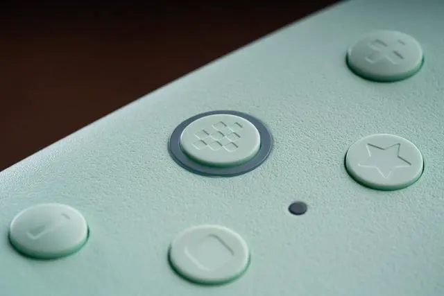 Alt view image 6 of 7 - Ultimate 2C Wired Controller for Windows PC and Android, with 1000Hz Polling Rate, Hall Effect Joysticks and Hall Triggers, and Remappable L4/R4 Bumpers (Green)