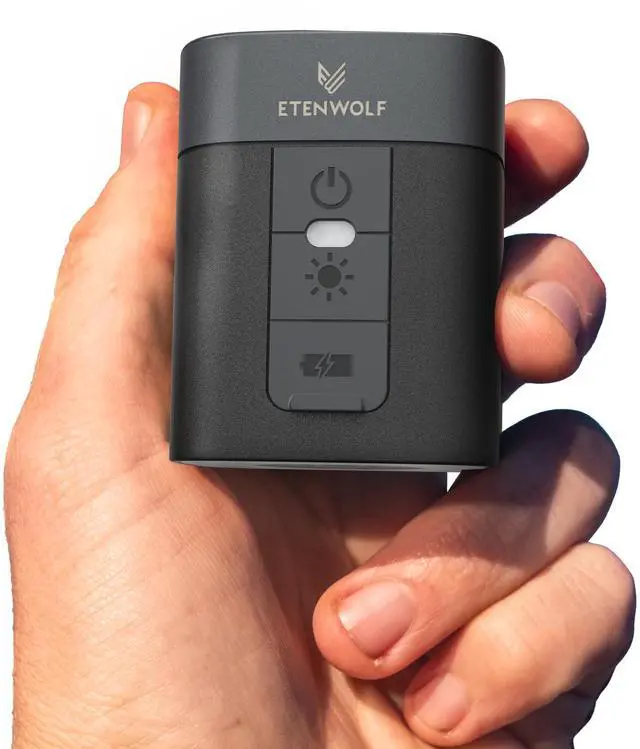 Main image of AIR 3 Air Pump for Inflatables with 2600 mAh Battery & Camping Light, Ultra-Fast and Mini Electric Air Pump, Inflate Deflate for Air Mattress, Pool Floats, Vacuum Storage Bags (Black)