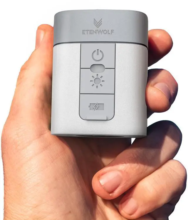 Main image of AIR 3 Air Pump for Inflatables with 2600 mAh Battery & Camping Light, Ultra-Fast and Mini Electric Air Pump, Inflate Deflate for Air Mattress, Pool Floats, Vacuum Storage Bags (White)