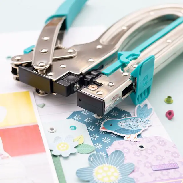 Alt view image 7 of 7 - Crop-A-Dile II Big Bite Punch