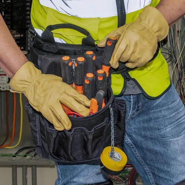 Alt view image 4 of 7 - Klein Tools 85076INS Insulated Screwdriver Set, Made in USA, features 1000V Electricial Screwdrivers, (3) Phillips and (2) Slotted and Square Tips, 6-Piece