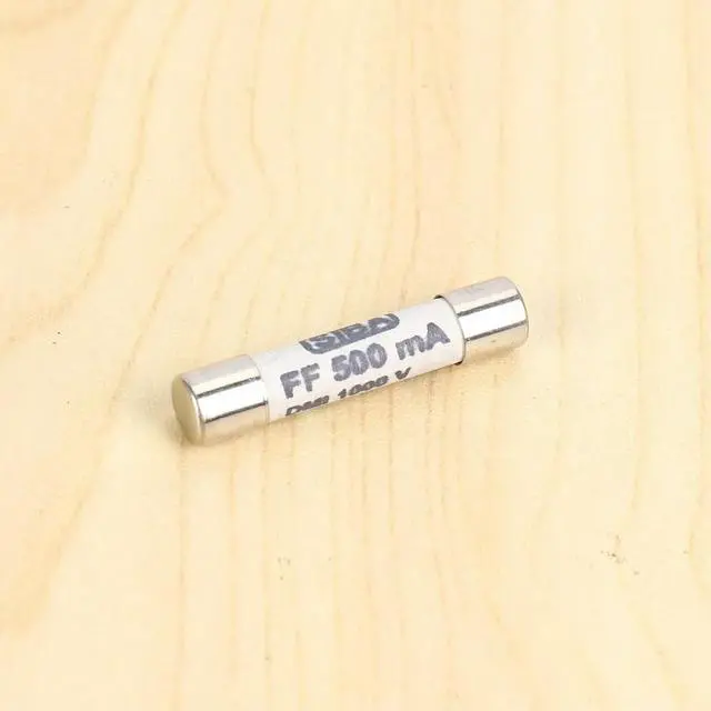 Alt view image 3 of 3 - 1000V 500Ma 6.3 X 32Mm White Fuse For Multimeter