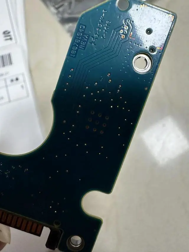 Alt view image 3 of 3 - Circuit board 100781943 REVA