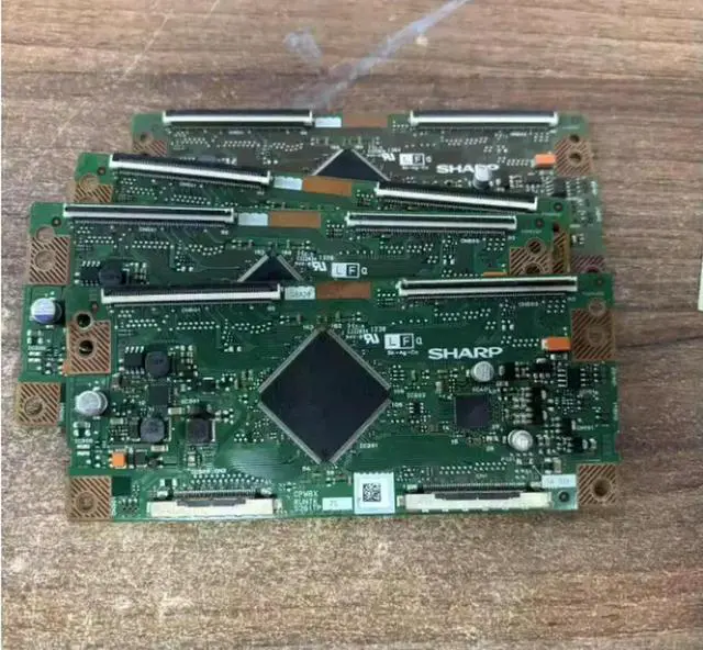 Main image of logic board CPWBX RUNTK 5261TP ZZ ZJ ZC ZE ZG ZH ZM actual picture