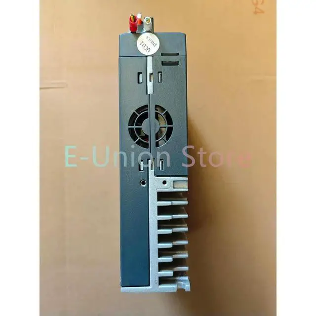 Alt view image 3 of 3 - Servo Driver SV-DA200-0R4-F0 220V Input 400W Works ly