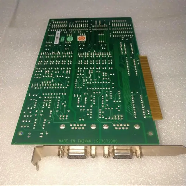 Alt view image 3 of 3 - 12 Bit 2-channel Isolated Analog Output ISA Card PCL-728 REV.A1 Data Capture Card
