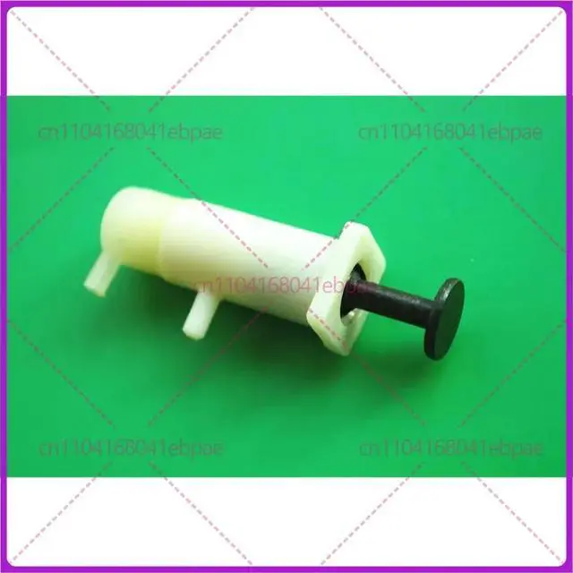 Alt view image 3 of 3 - For 5016 7016 7018 405 chainsaw manual oil pump oil pot chain saw chainsaw accessories