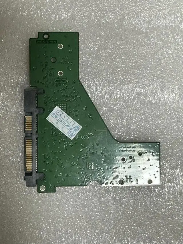 Alt view image 2 of 3 - hard disk 100743767 REV B