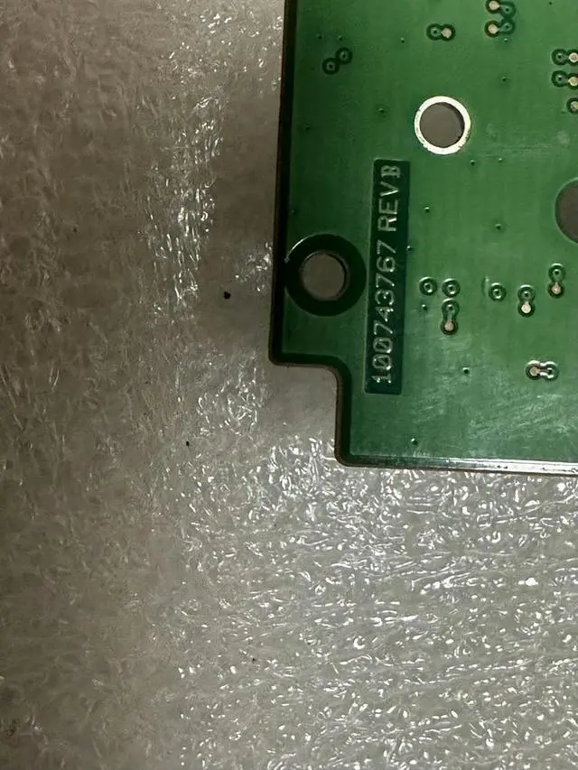 Alt view image 3 of 3 - hard disk 100743767 REV B